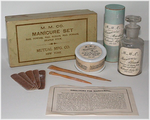 Mutual Manufacturing Co. Manicure Set - Approximately 1900