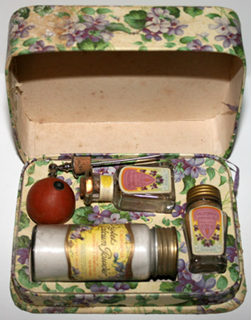 Gift Box H - 1915