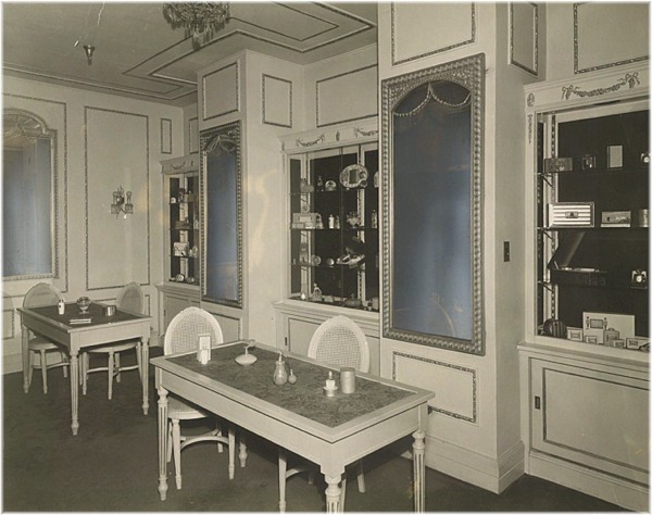 The Display and Sales Room and the CPC Headquaters, 5th Avenue New York - mid-1920s