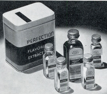 Flavoring Extract Set - 1934